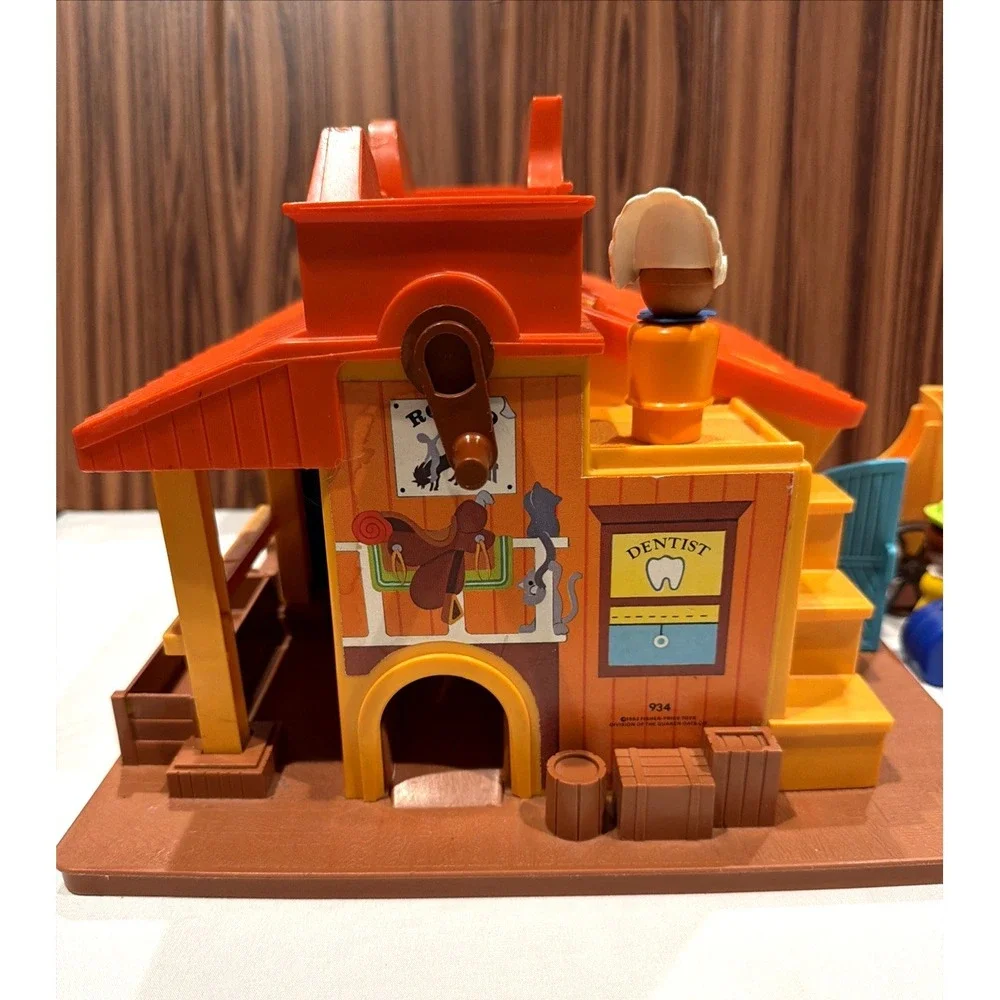 Vintage Fisher Price Little People #934 Western Town Playset 1982 Playset Horse